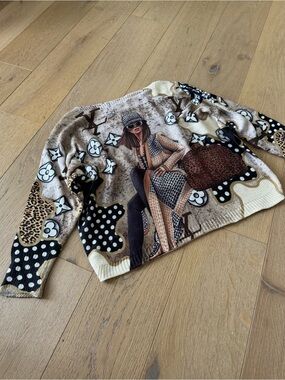 Boutique LV Thin Sweater Size Small